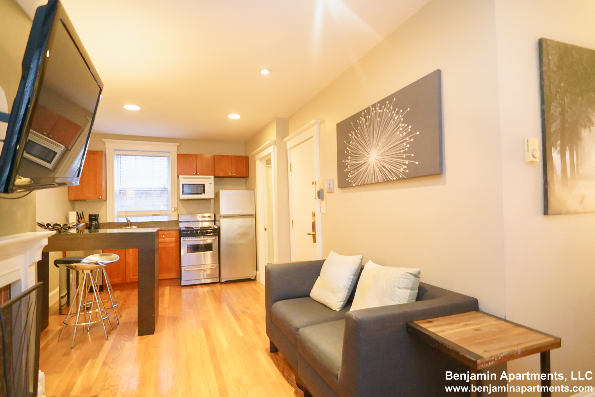 Studio bed, 1 bath apartment for rent at 16 Cedar Lane Way Unit 2F, Beacon Hill