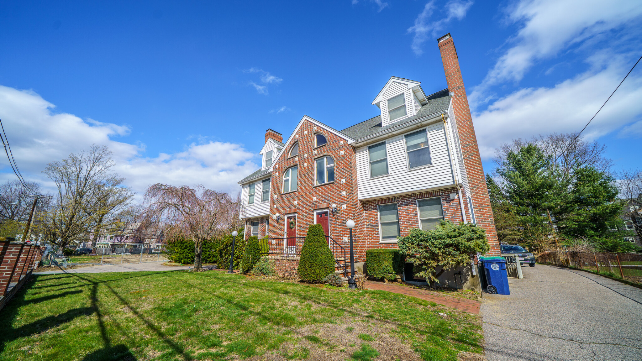 4 bed, 3.5 bath apartment for rent at 16 Central Ave, Newtonville — photo 1 of 32