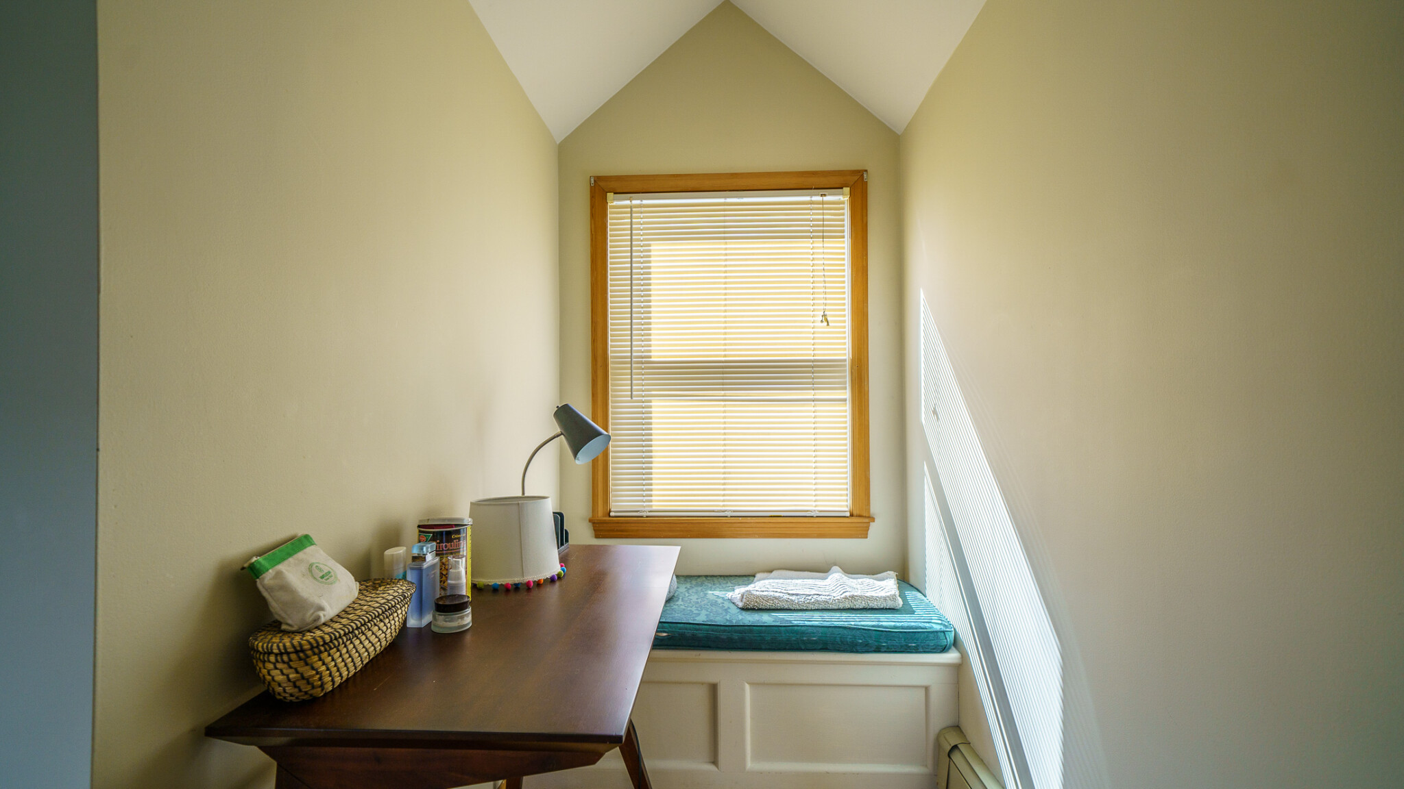 4 bed, 3.5 bath apartment for rent at 16 Central Ave, Newtonville — photo 26 of 32