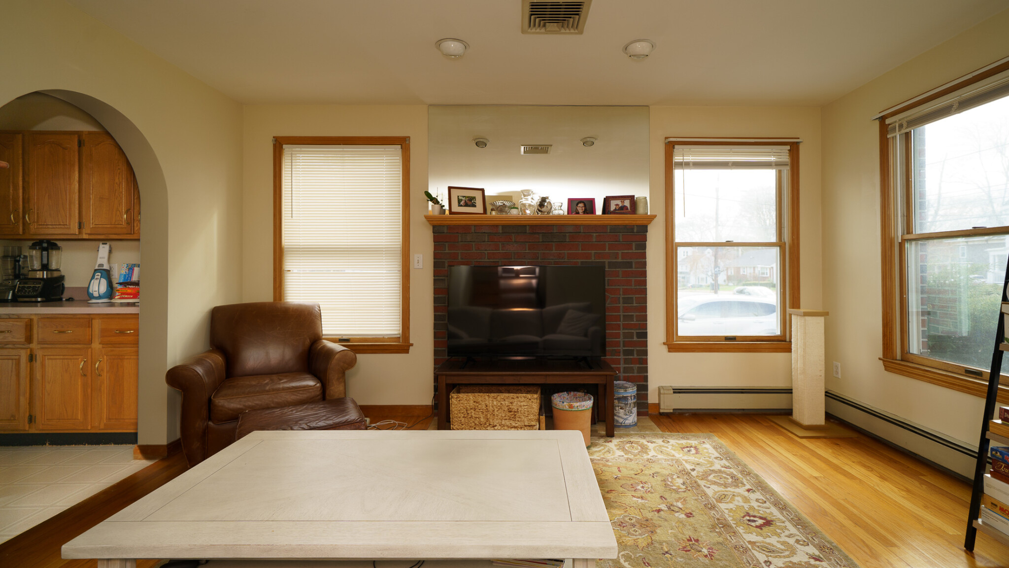 4 bed, 3.5 bath apartment for rent at 16 Central Ave, Newtonville — photo 10 of 32