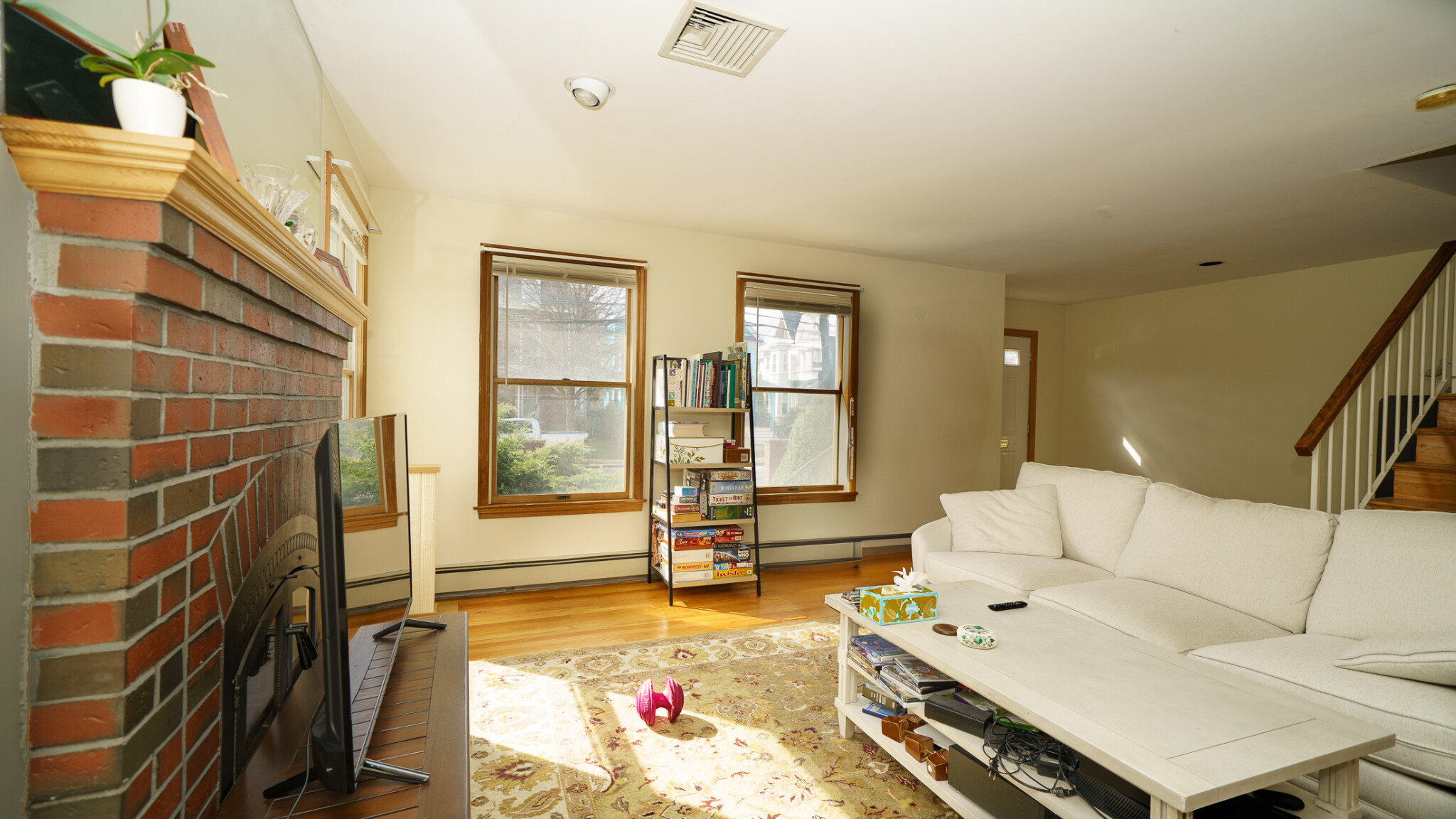 4 bed, 3.5 bath apartment for rent at 16 Central Ave, Newtonville — photo 8 of 32