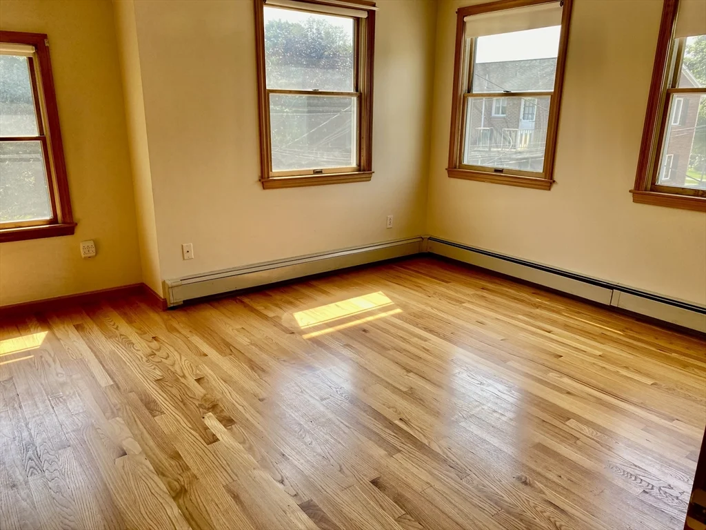 4 bed, 3 bath apartment for rent at 16 Central Unit 16, Newton — photo 13 of 14