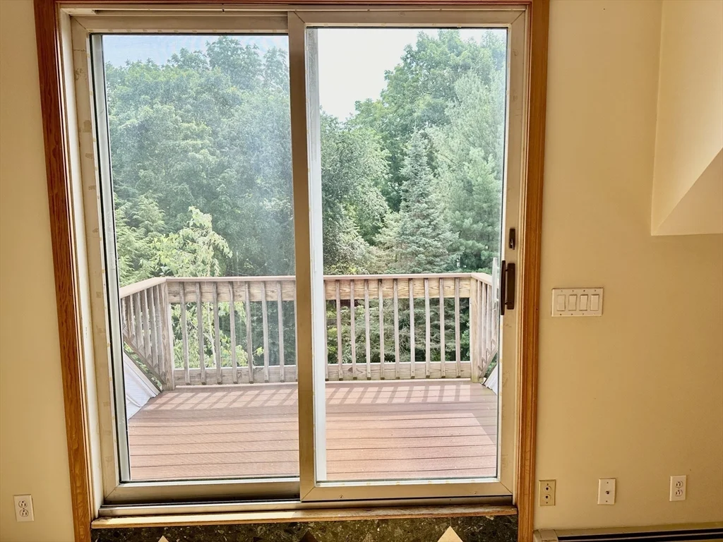 4 bed, 3 bath apartment for rent at 16 Central Unit 16, Newton — photo 6 of 14