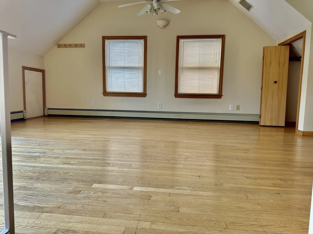 4 bed, 3 bath apartment for rent at 16 Central Unit 16, Newton — photo 4 of 14