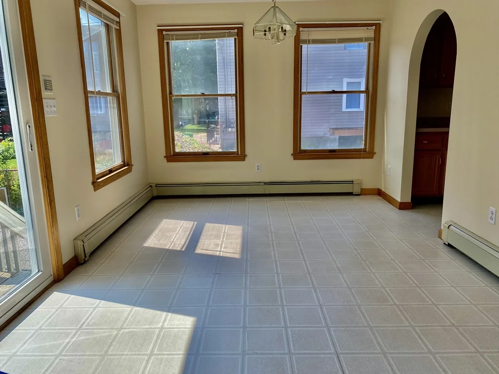4 bed, 3 bath apartment for rent at 16 Central Unit 16, Newton — photo 10 of 14