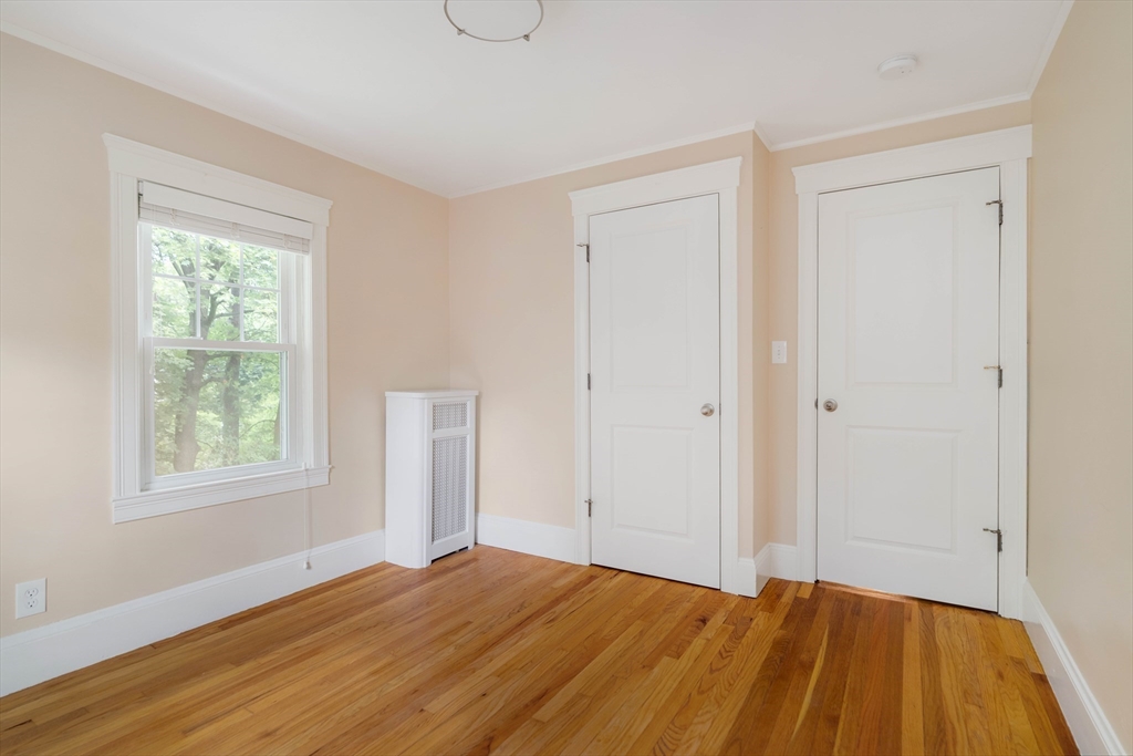 3 bed, 3 bath apartment for rent at 16 Chapin Rd, Newton Center — photo 15 of 27