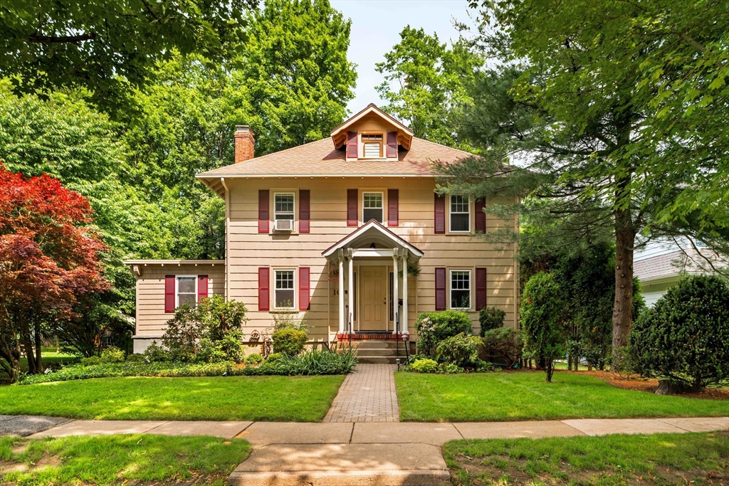 3 bed, 3 bath apartment for rent at 16 Chapin Rd, Newton Center — photo 1 of 27
