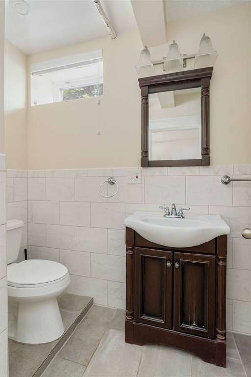 3 bed, 3 bath apartment for rent at 16 Chapin Rd, Newton Center — photo 20 of 27