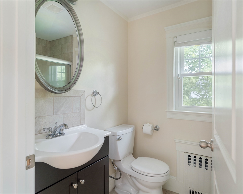 3 bed, 3 bath apartment for rent at 16 Chapin Rd, Newton Center — photo 21 of 27