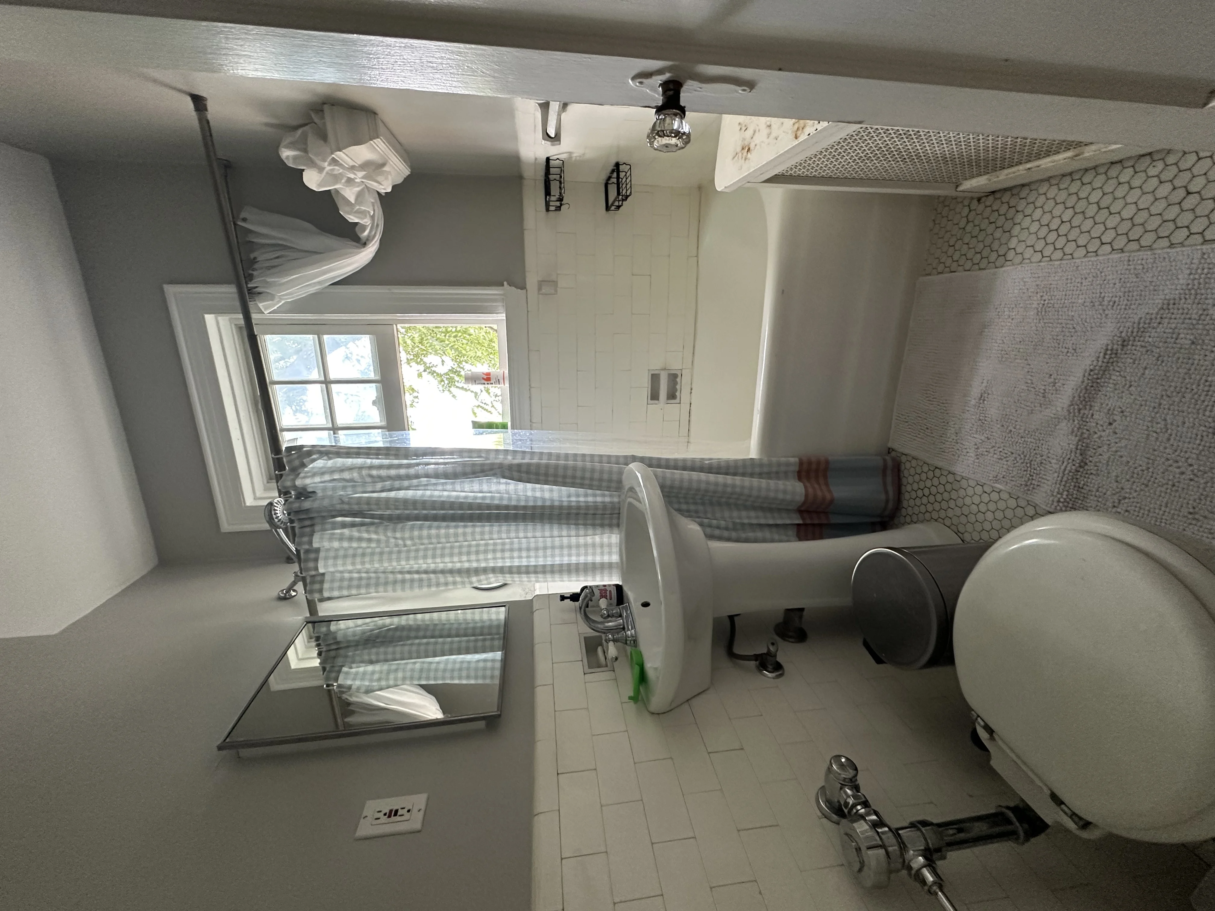 1 bed, 1 bath apartment for rent at 16 Chauncy St Unit 42, Neighborhood Nine — photo 6 of 12
