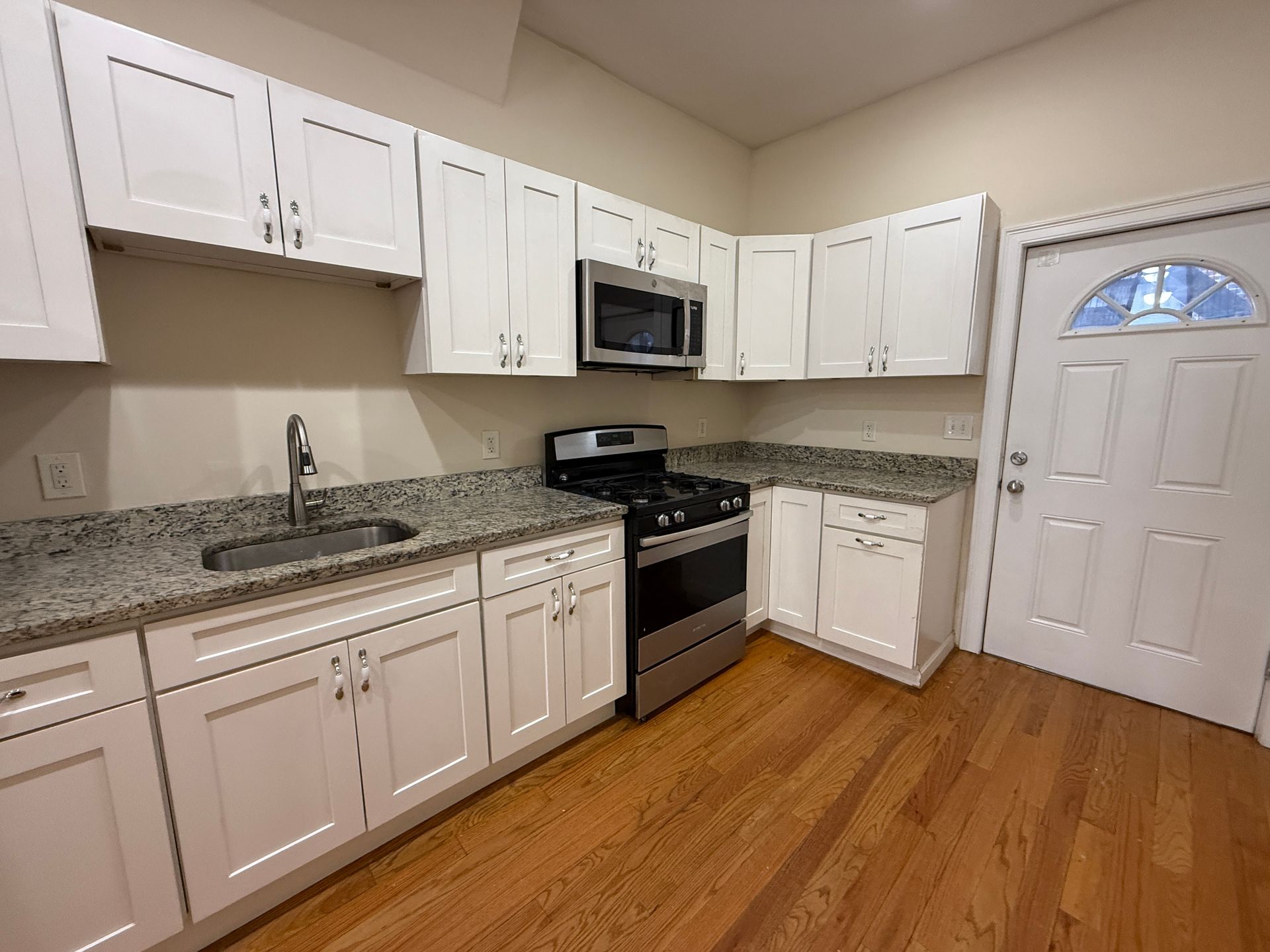 2 bed, 1 bath apartment for rent at 16 Chelsea St Unit 1O, East Boston — photo 2 of 10