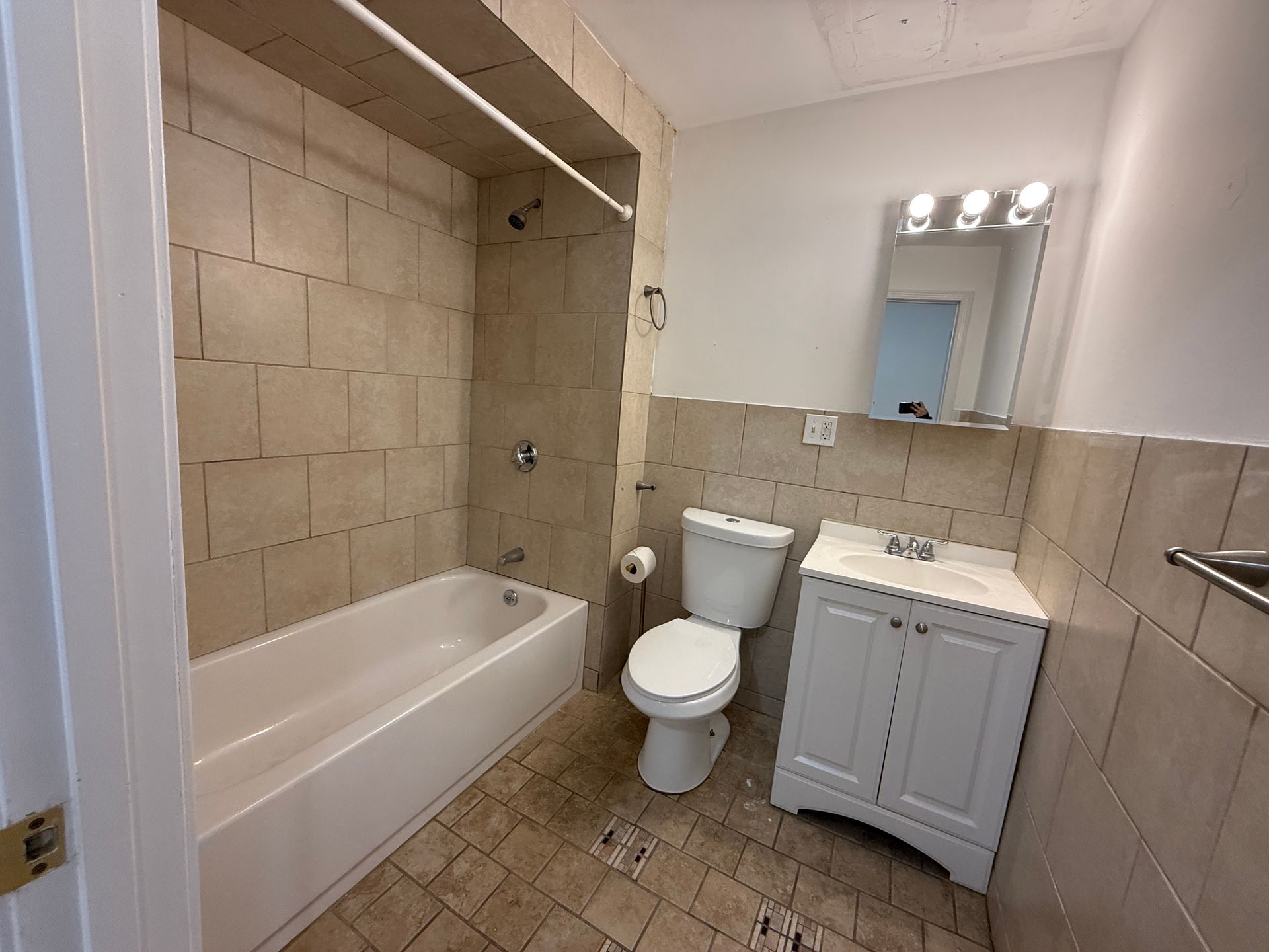 2 bed, 1 bath apartment for rent at 16 Chelsea St Unit 1O, East Boston — photo 10 of 10