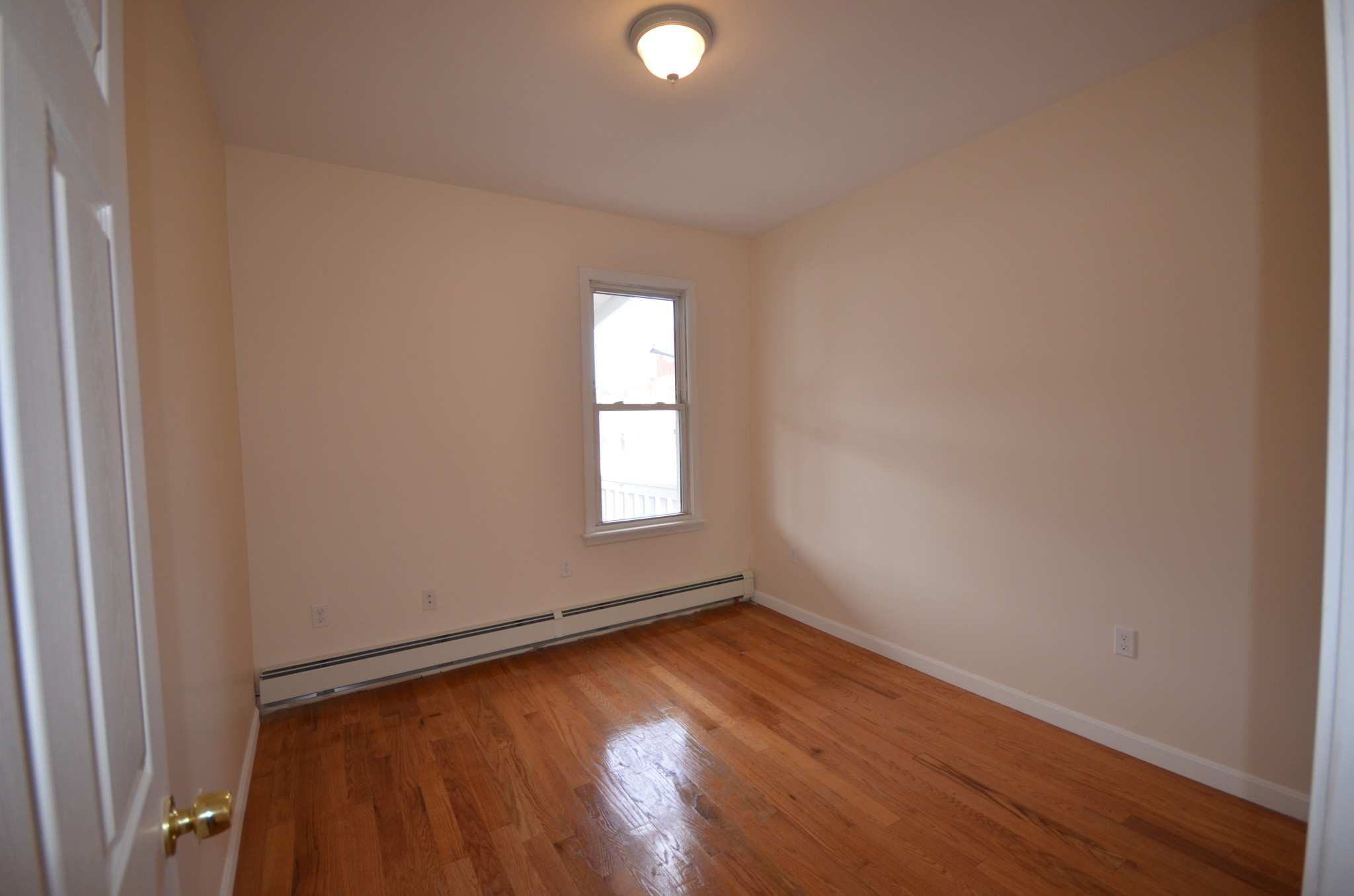 3 bed, 1 bath apartment for rent at 16 Chelsea St Unit 2, East Boston — photo 13 of 15