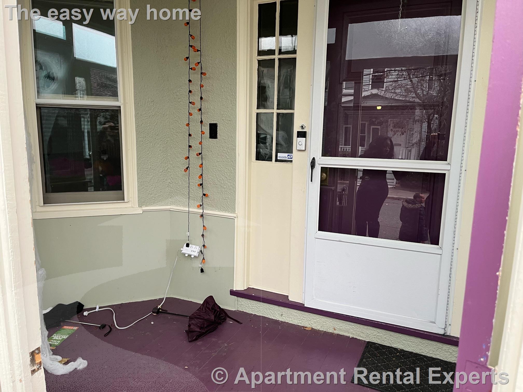 5 bed, 2 bath apartment for rent at 16 Chetwynd Rd, Tufts — photo 20 of 21