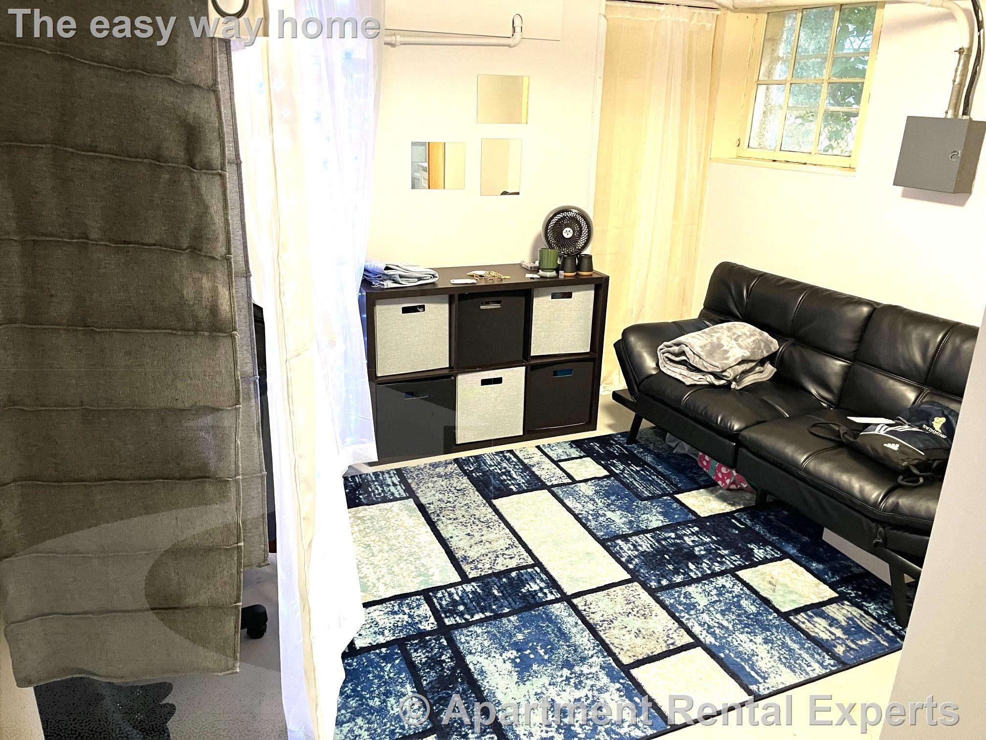 5 bed, 2 bath apartment for rent at 16 Chetwynd Rd, Tufts — photo 16 of 21