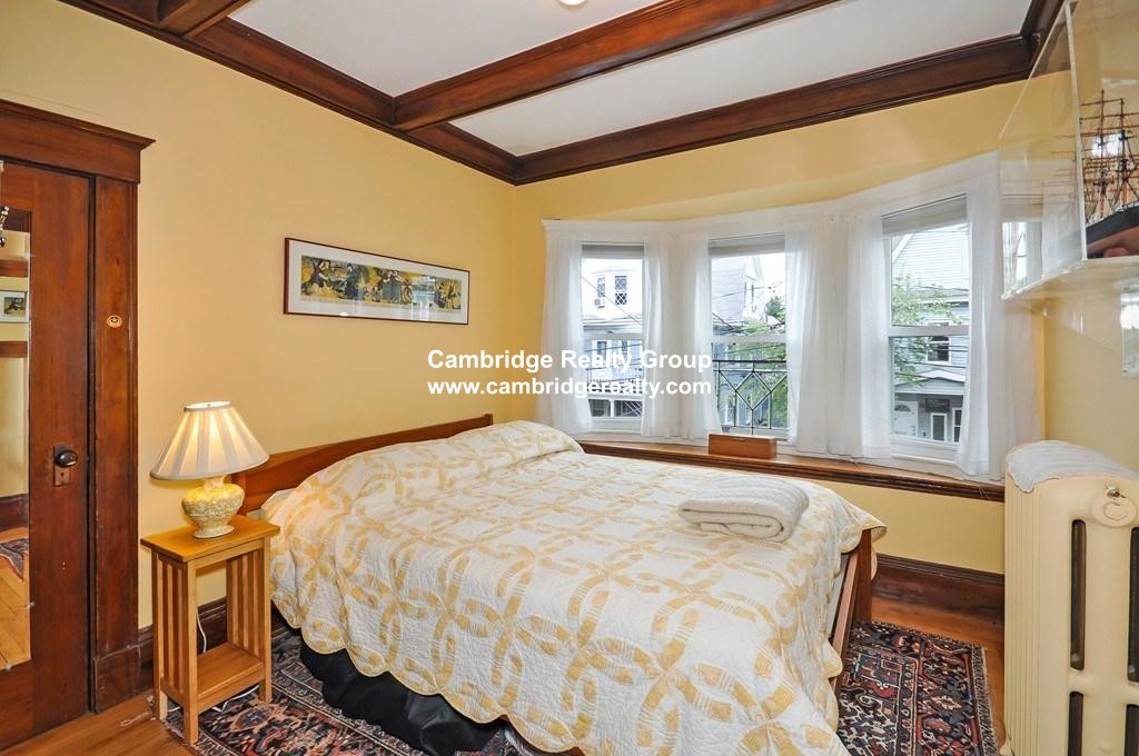 6 bed, 2.5 bath apartment for rent at 16 Chetwynd Rd Unit T, West Somerville — photo 7 of 18