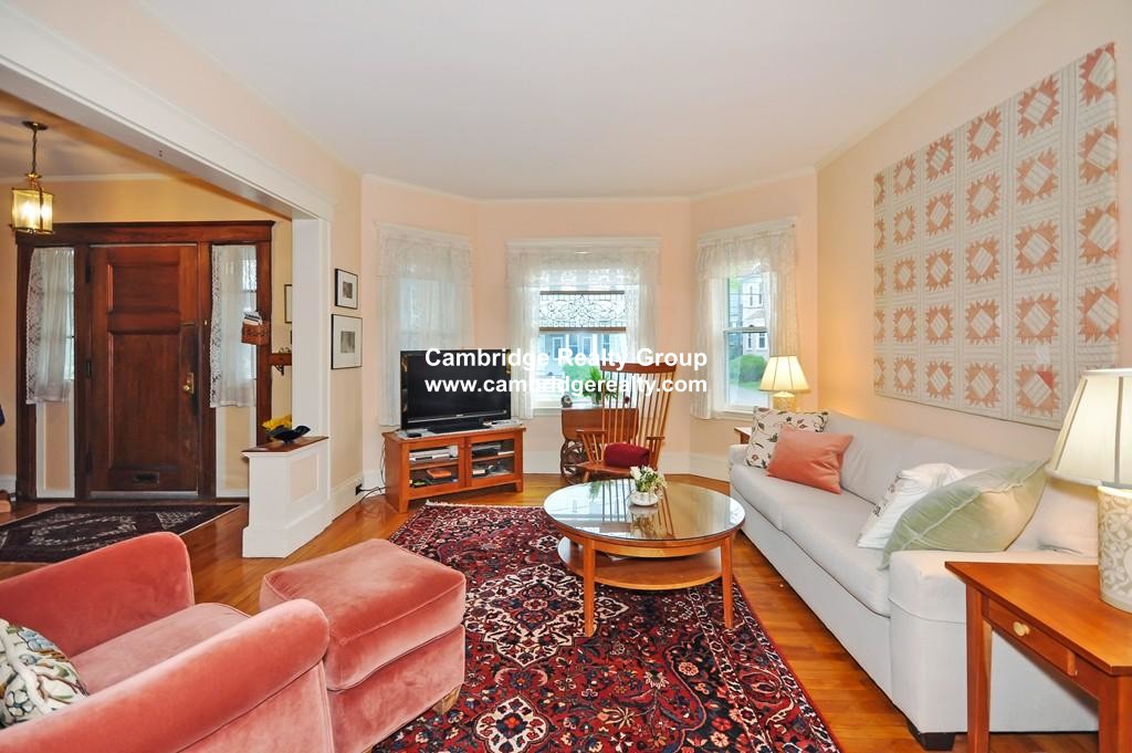 6 bed, 2.5 bath apartment for rent at 16 Chetwynd Rd Unit T, West Somerville — photo 3 of 18