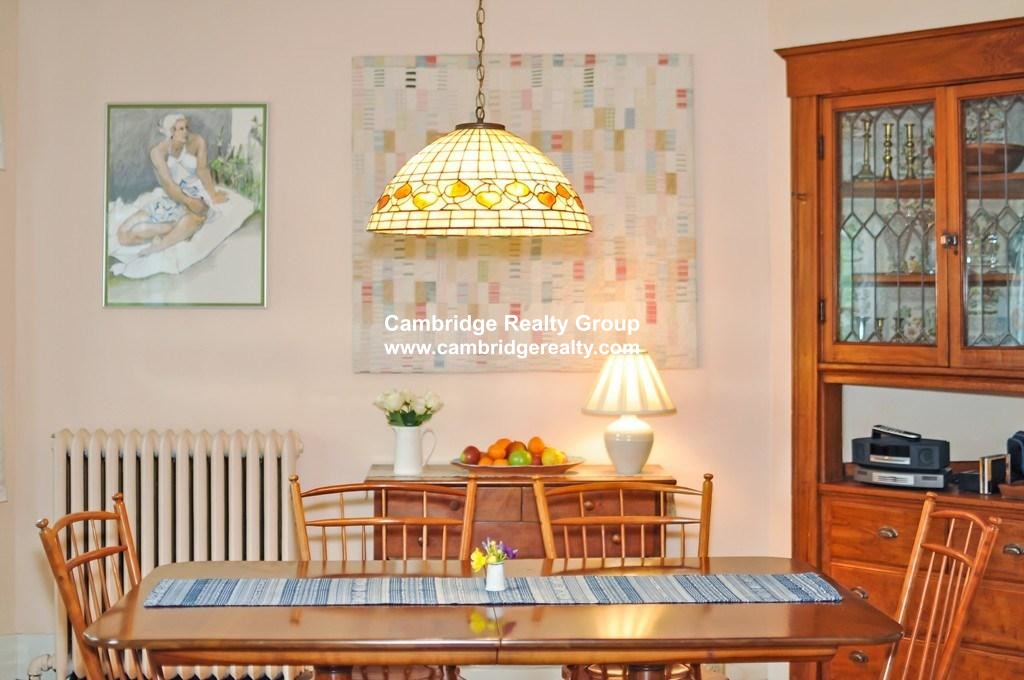 6 bed, 2.5 bath apartment for rent at 16 Chetwynd Rd Unit T, West Somerville — photo 5 of 18