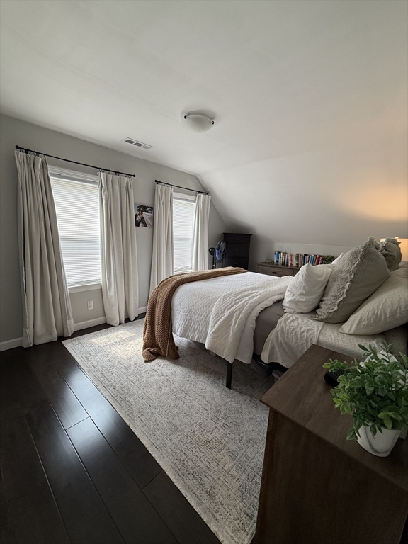 3 bed, 1 bath apartment for rent at 16 Church St, Natick — photo 11 of 16