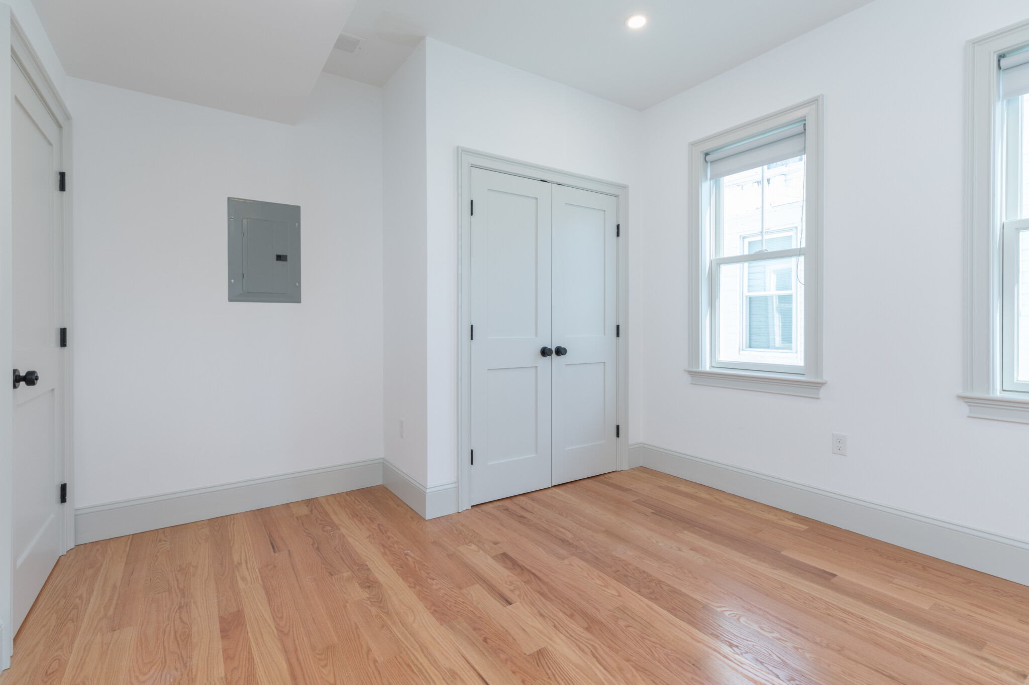 3 bed, 2 bath apartment for rent at 16 Church St Unit 2, Dorchester — photo 10 of 15