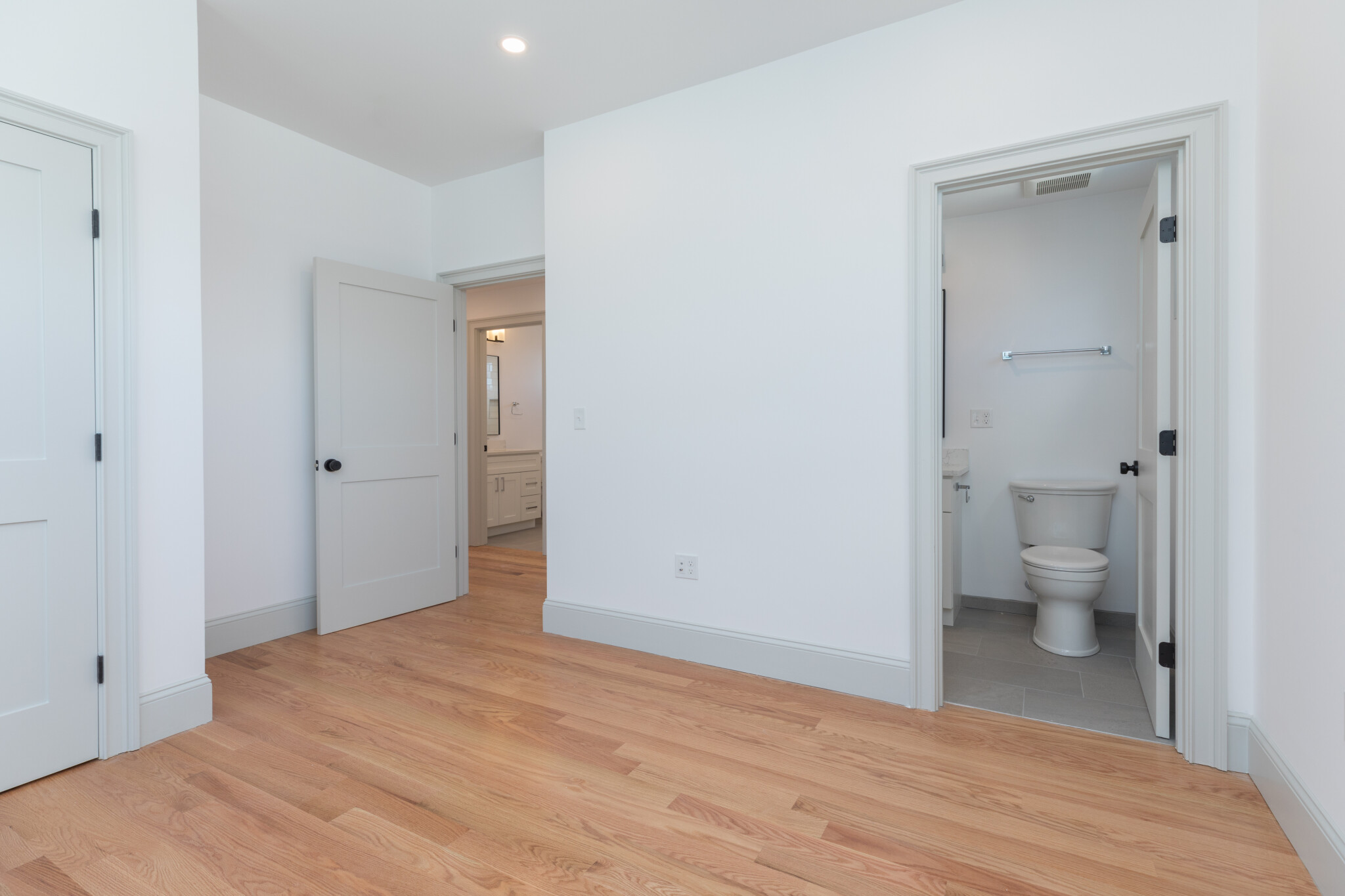 3 bed, 2 bath apartment for rent at 16 Church St Unit 2, Dorchester — photo 8 of 15