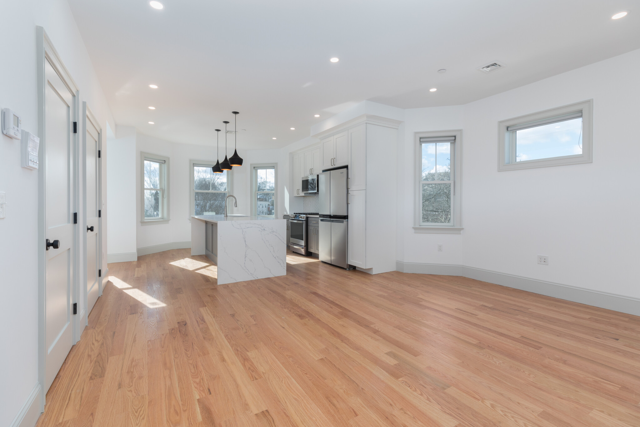 3 bed, 2 bath apartment for rent at 16 Church St Unit 2, Dorchester — photo 12 of 15