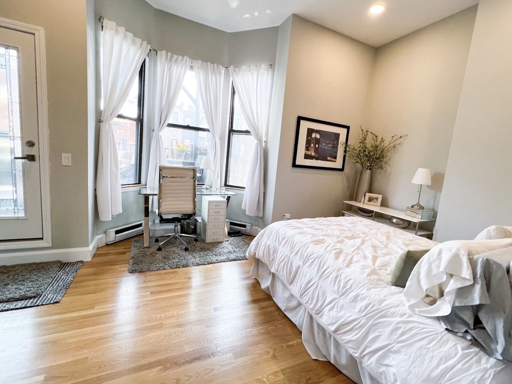 1 bed, 1 bath apartment for rent at 16 Claremont Park Unit 3, South End — photo 16 of 23