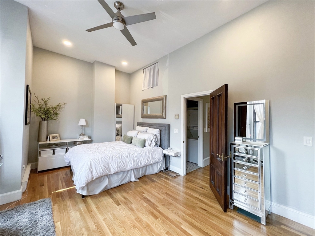 1 bed, 1 bath apartment for rent at 16 Claremont Park Unit 3, South End — photo 17 of 23