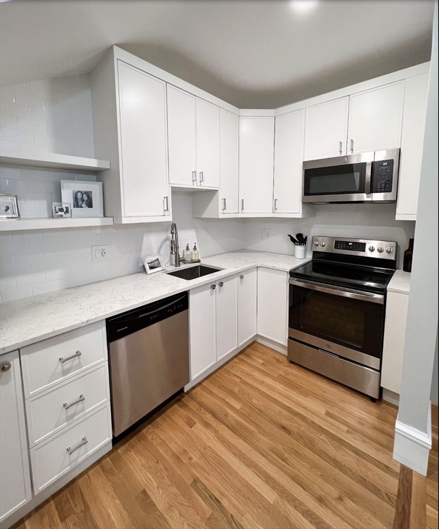 1 bed, 1 bath apartment for rent at 16 Claremont Park Unit 3, South End — photo 11 of 23
