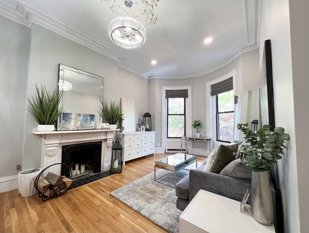 1 bed, 1 bath apartment for rent at 16 Claremont Park Unit 3, South End — photo 2 of 23