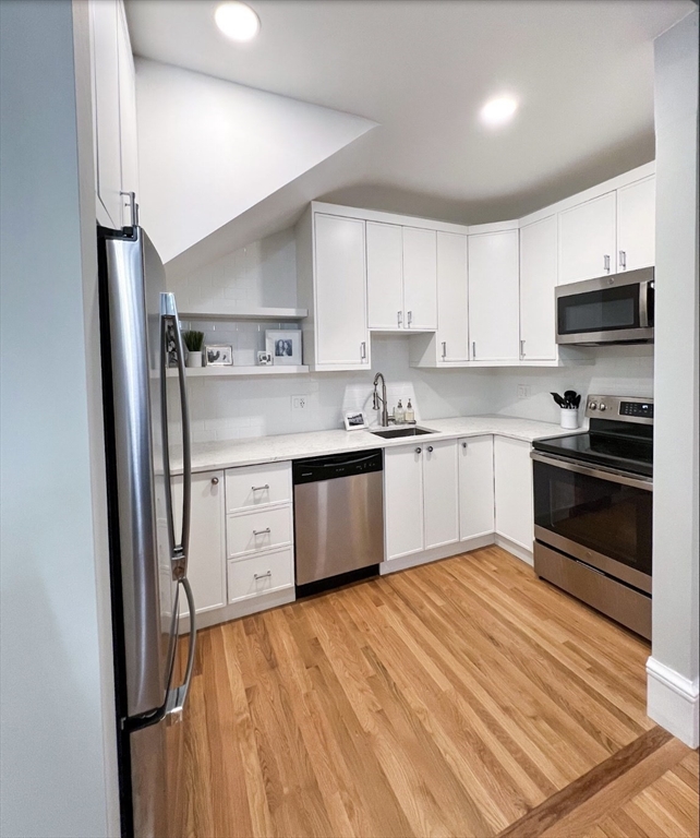 1 bed, 1 bath apartment for rent at 16 Claremont Park Unit 3, South End — photo 12 of 23