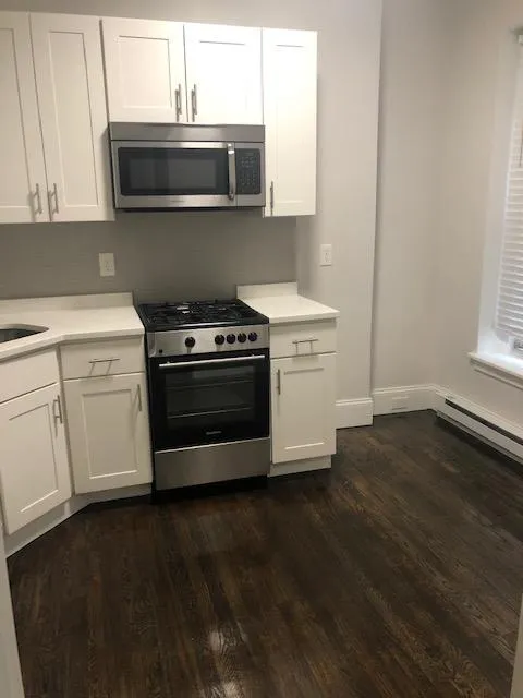 3 bed, 1 bath apartment for rent at 16 Clearway St Unit 6, Back Bay — photo 8 of 20