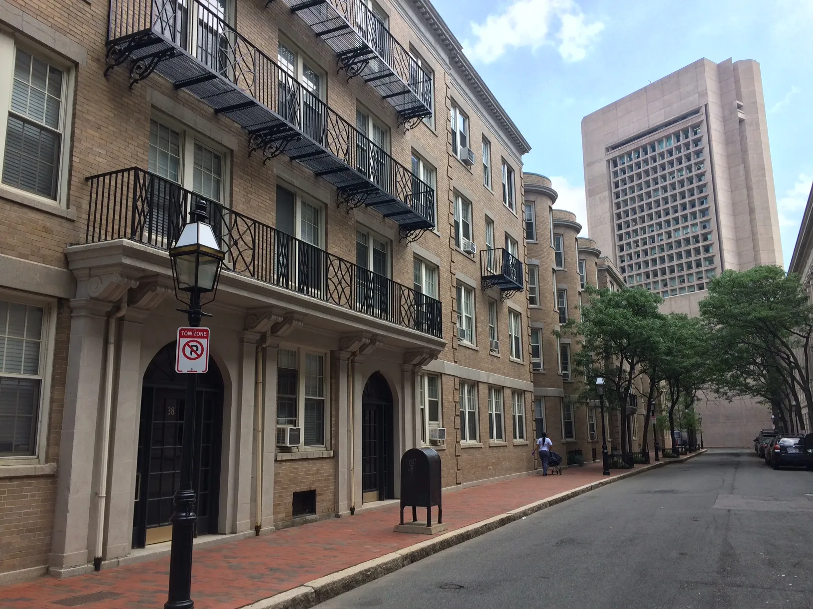 3 bed, 1 bath apartment for rent at 16 Clearway St Unit 6, Back Bay — photo 19 of 20