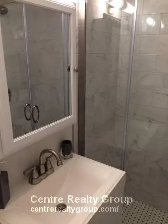 3 bed, 1 bath apartment for rent at 16 Clearway St Unit 6, Back Bay — photo 3 of 20