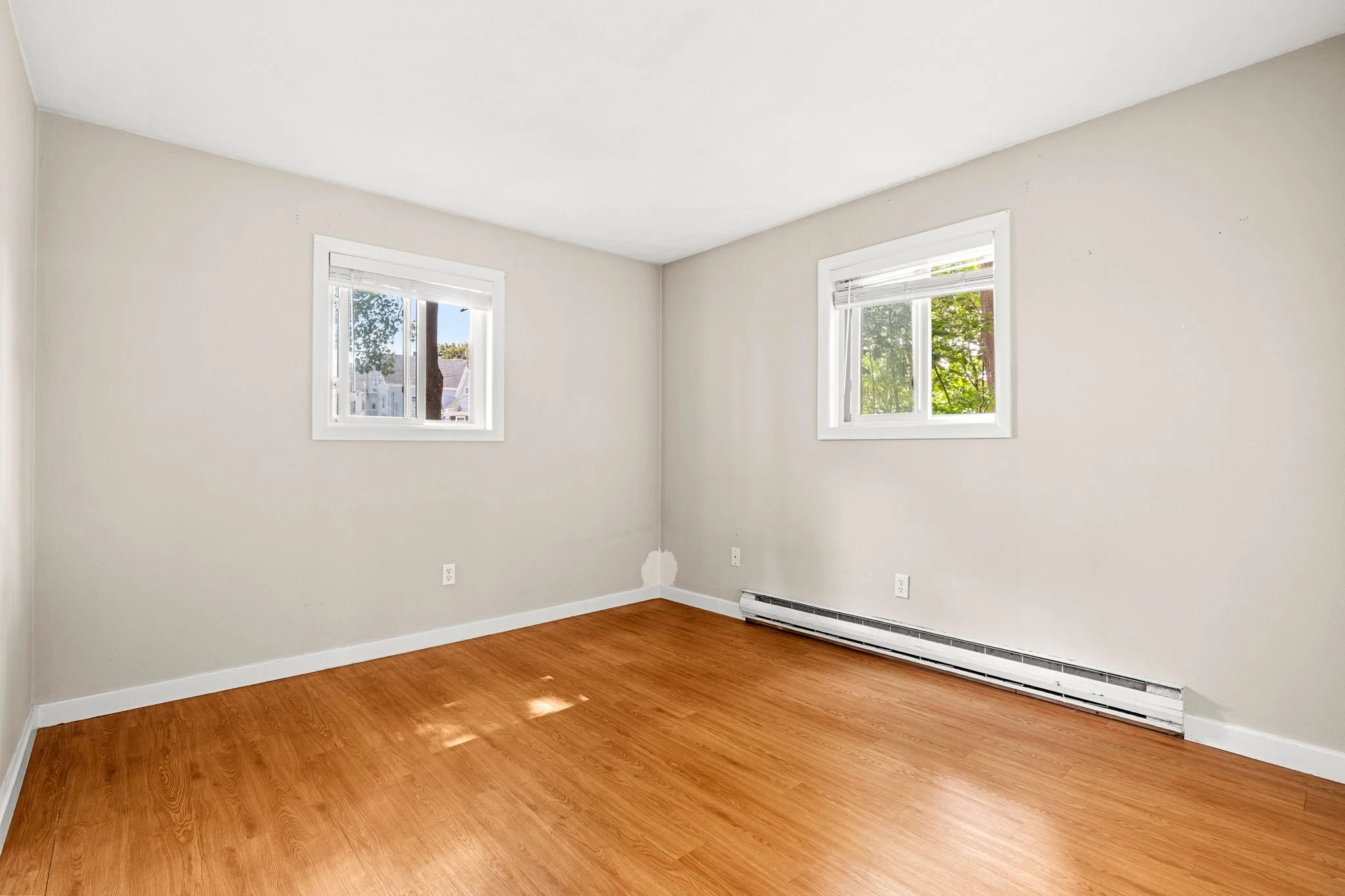 2 bed, 1 bath apartment for rent at 16 Cleveland Pl Unit 8, Gloucester — photo 2 of 11