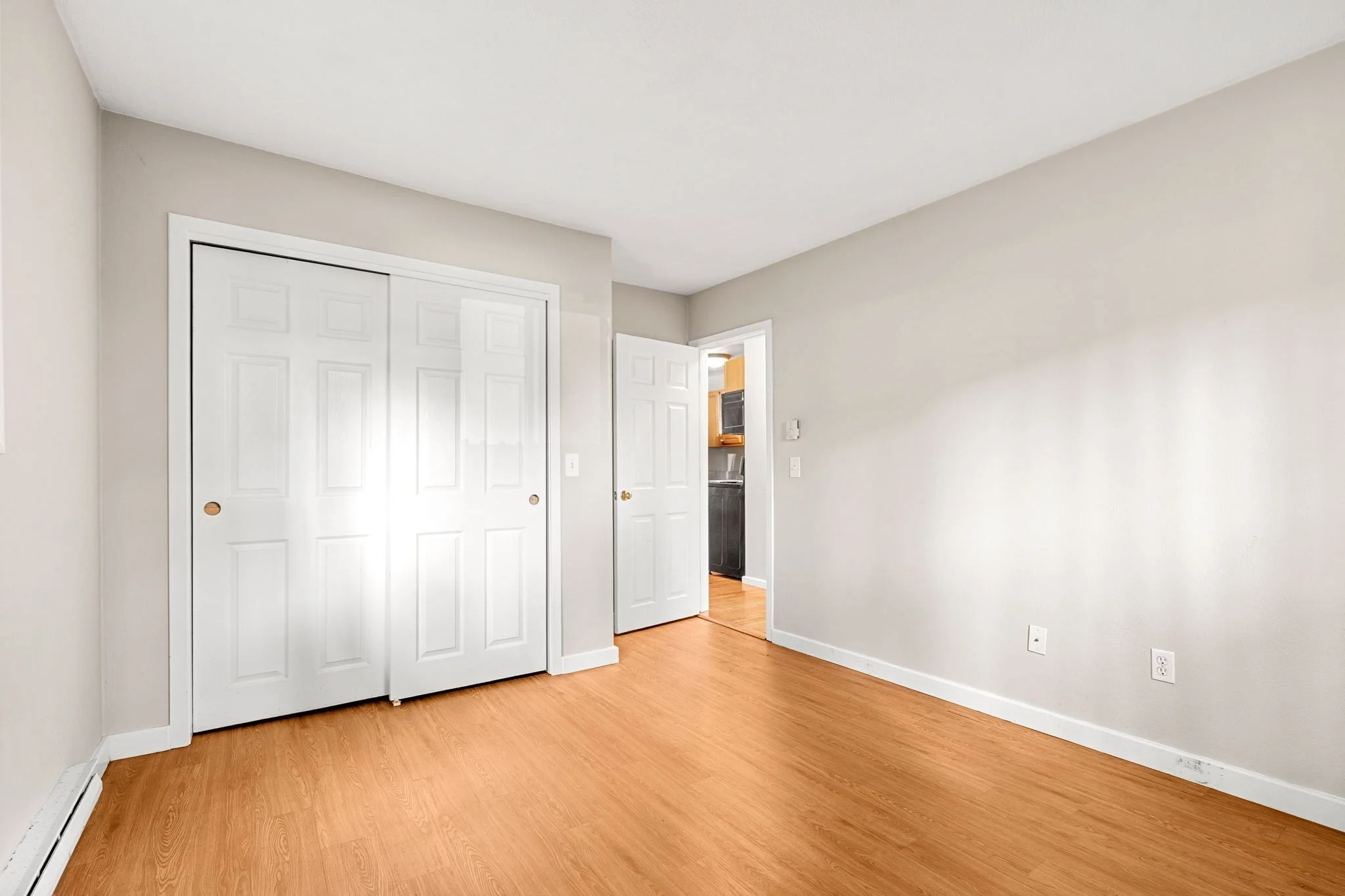 2 bed, 1 bath apartment for rent at 16 Cleveland Pl Unit 8, Gloucester — photo 3 of 11
