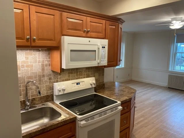 Studio bed, 1 bath apartment for rent at 16 Columbian St Unit 2, Weymouth — photo 4 of 9