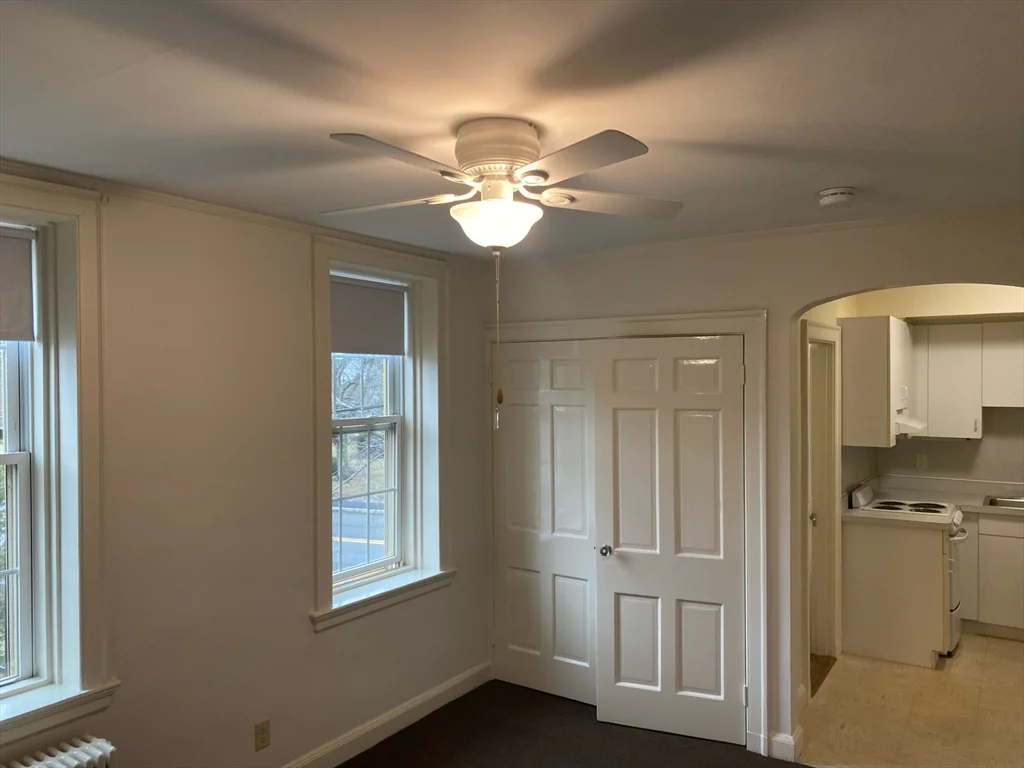 Studio bed, 1 bath apartment for rent at 16 Columbian St Unit 3, Weymouth — photo 5 of 6