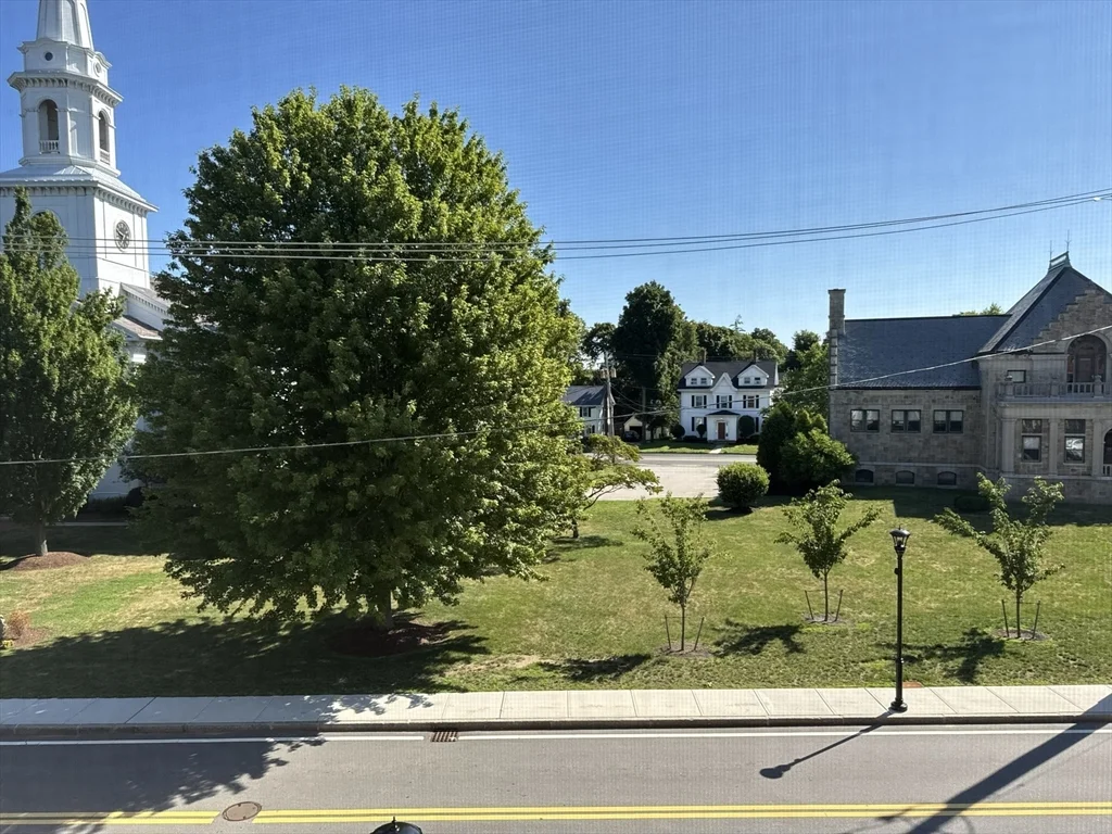 Studio bed, 1 bath apartment for rent at 16 Columbian St Unit 4, Weymouth — photo 12 of 13