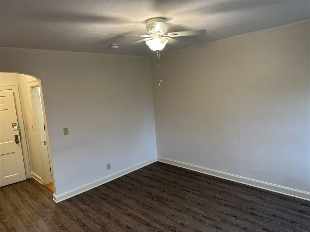 Studio bed, 1 bath apartment for rent at 16 Columbian St Unit 6, South Weymouth — photo 7 of 11