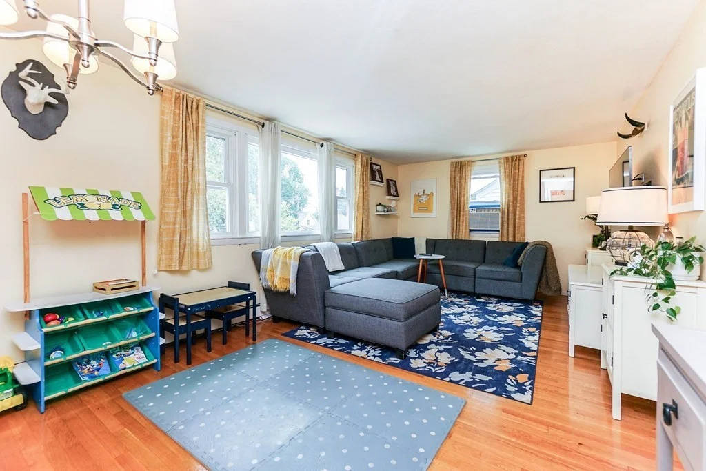 3 bed, 1 bath apartment for rent at 16 Copeland St Unit 16, Watertown — photo 4 of 15