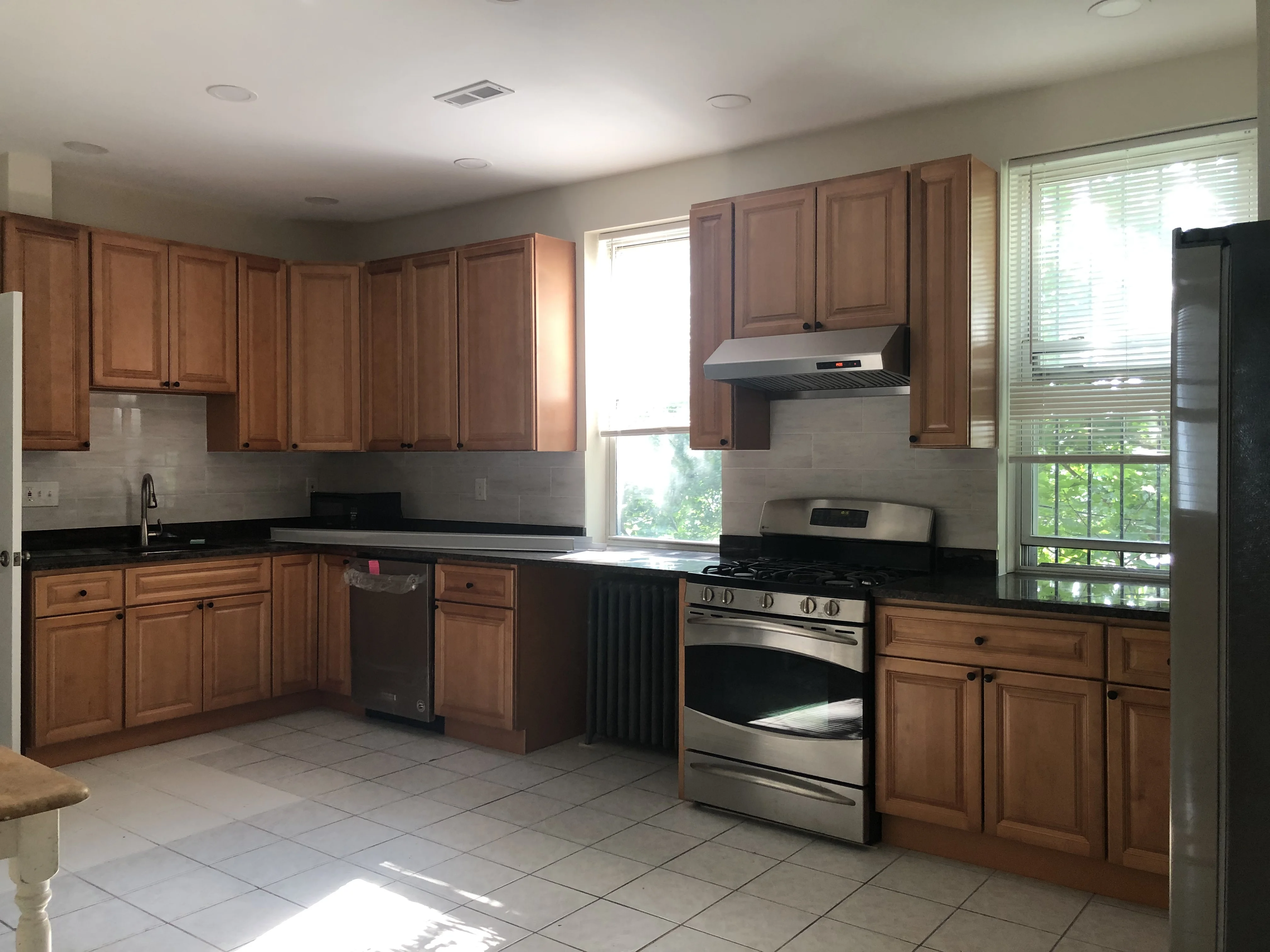4.5 bed, 2 bath apartment for rent at 16 Copenger St Unit 2, Mission Hill — photo 22 of 23