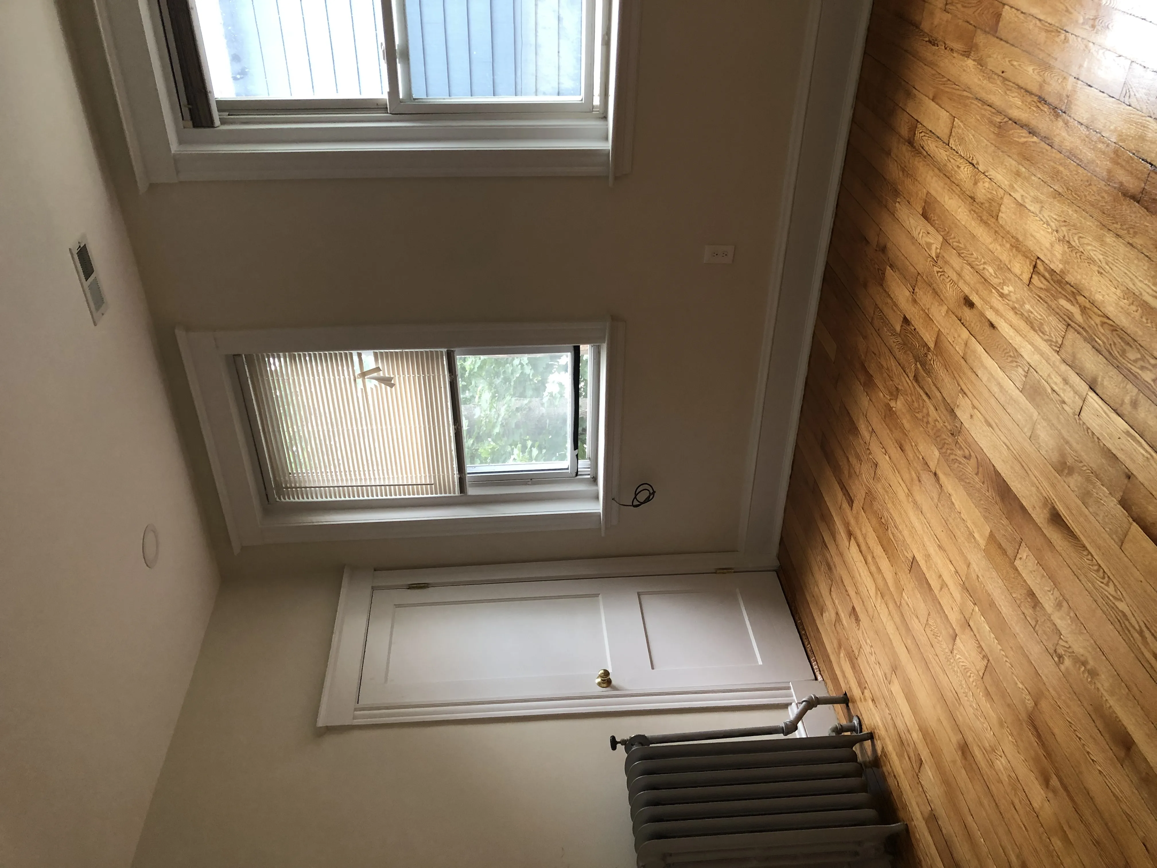4.5 bed, 2 bath apartment for rent at 16 Copenger St Unit 2, Mission Hill — photo 6 of 23