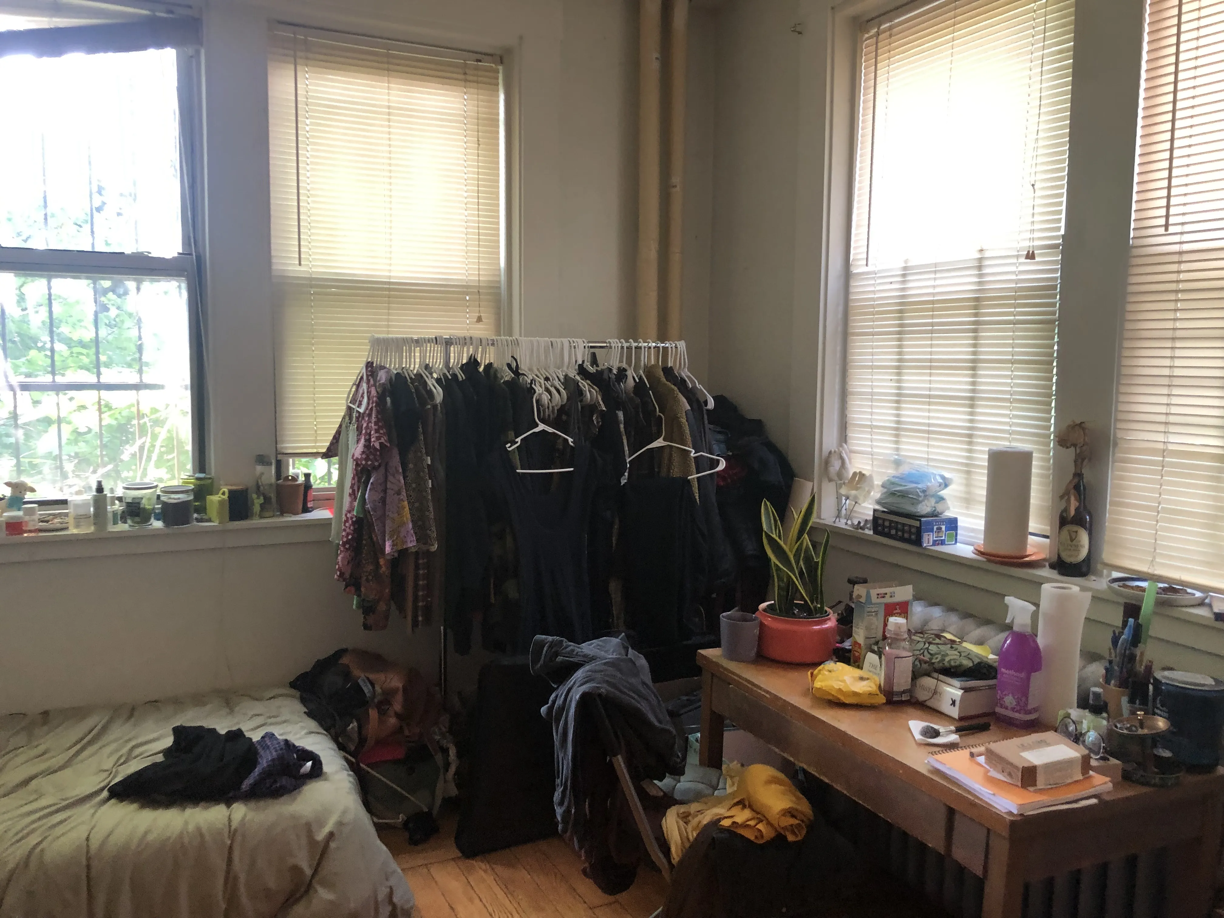 4.5 bed, 2 bath apartment for rent at 16 Copenger St Unit 2, Mission Hill — photo 19 of 23