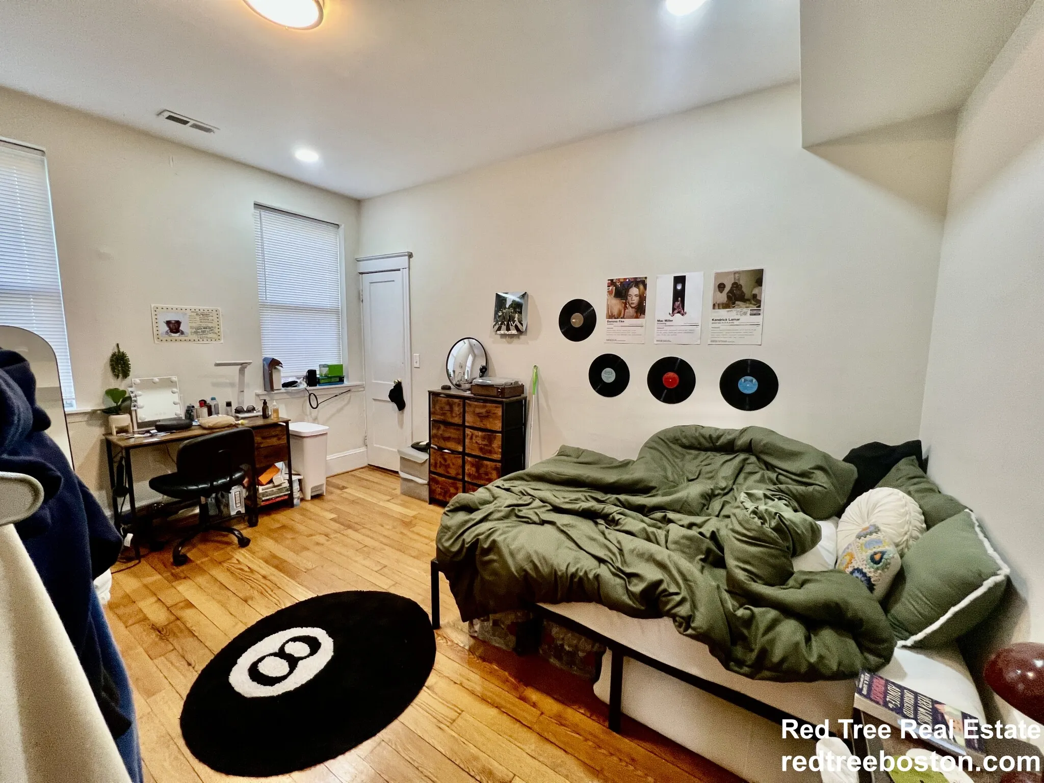 4 bed, 2 bath apartment for rent at 16 Copenger St Unit 2A, Mission Hill — photo 7 of 12