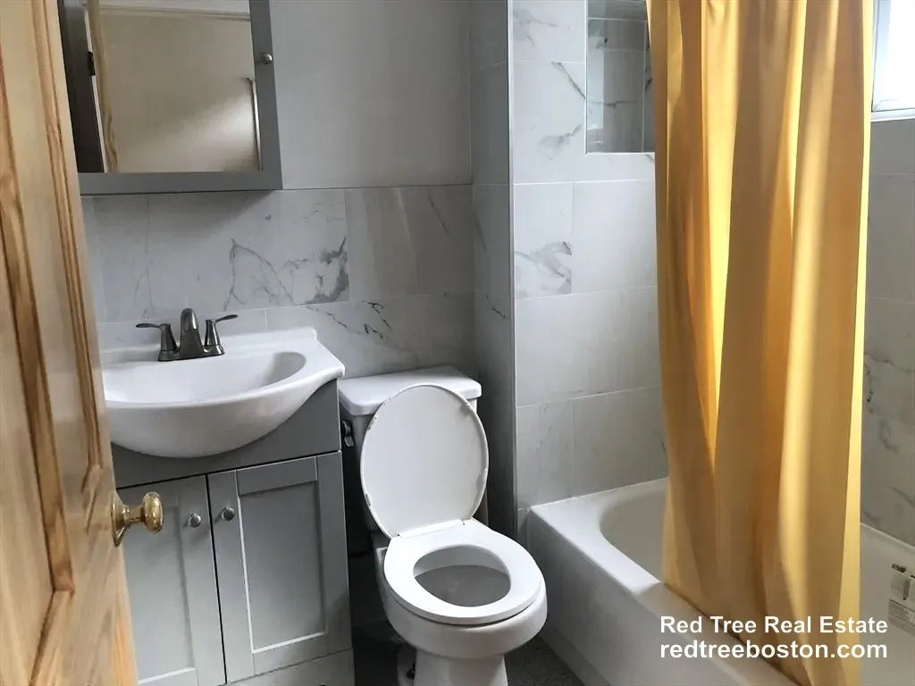 4 bed, 2 bath apartment for rent at 16 Copenger St Unit 2A, Mission Hill — photo 5 of 12