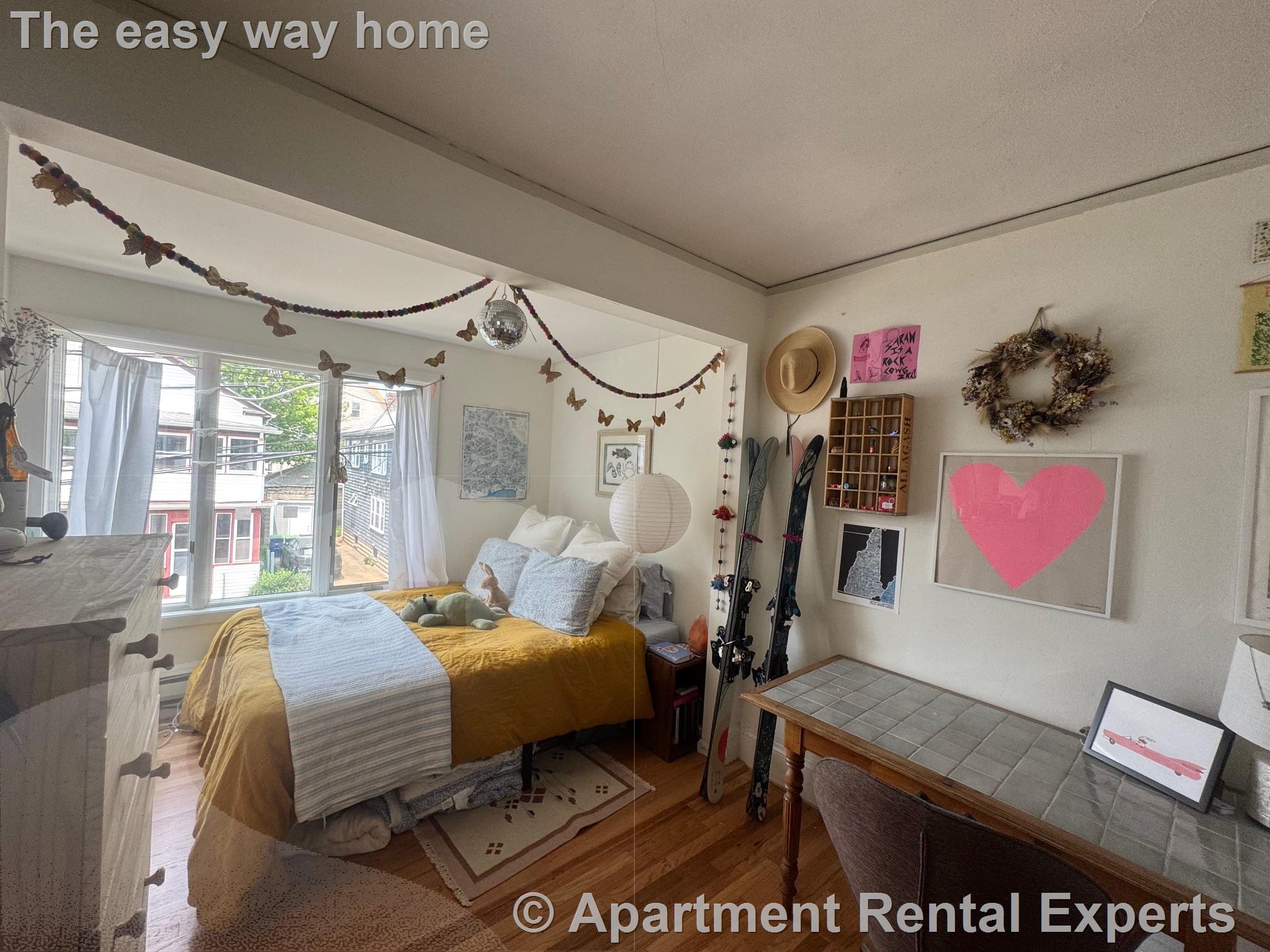 3 bed, 1 bath apartment for rent at 16 Corinthian Rd, Davis Square — photo 5 of 19