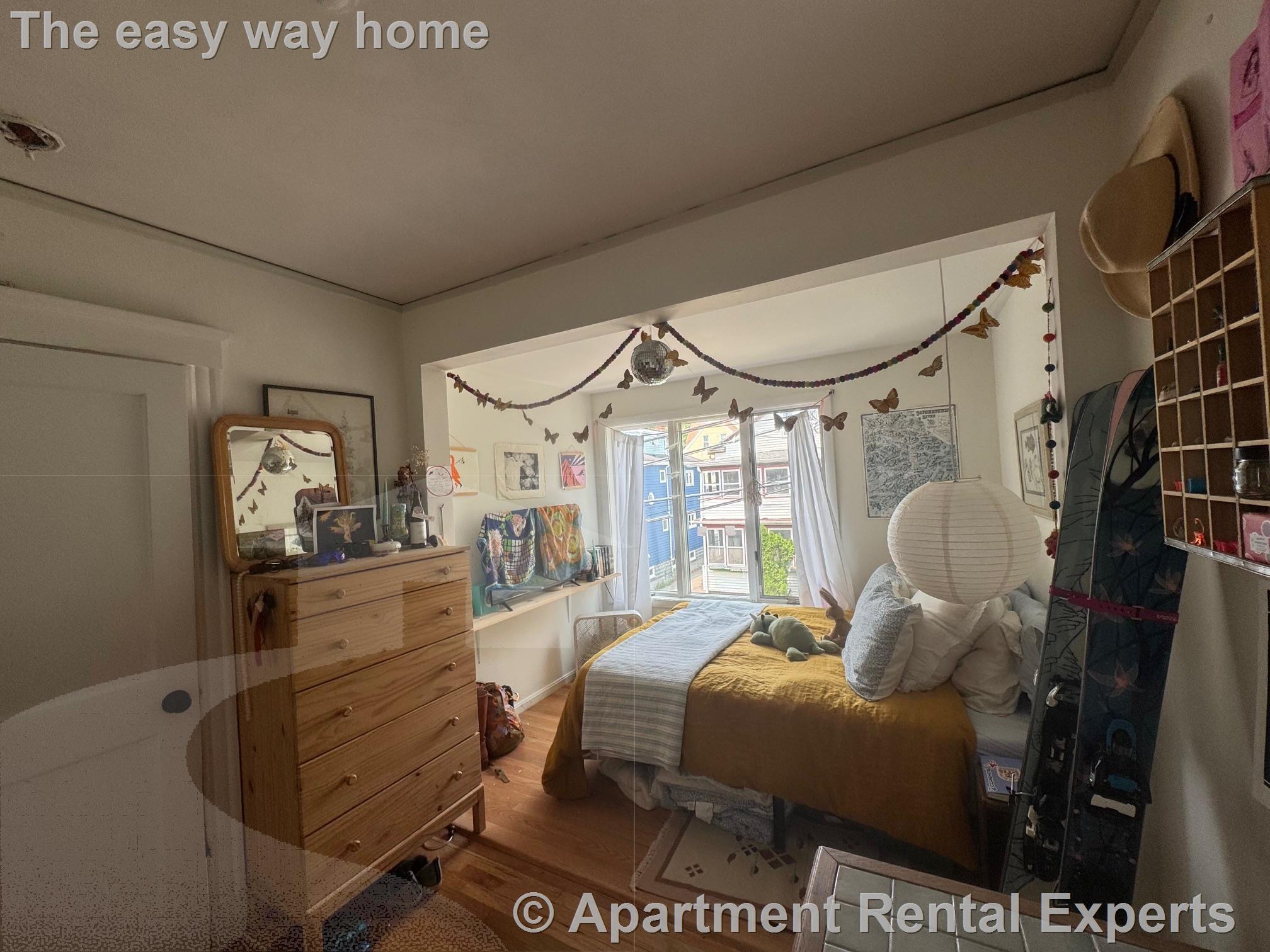3 bed, 1 bath apartment for rent at 16 Corinthian Rd, Davis Square — photo 6 of 19