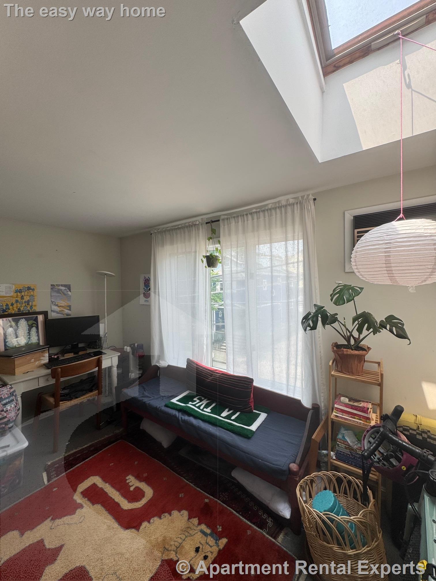 3 bed, 1 bath apartment for rent at 16 Corinthian Rd, Davis Square — photo 4 of 19