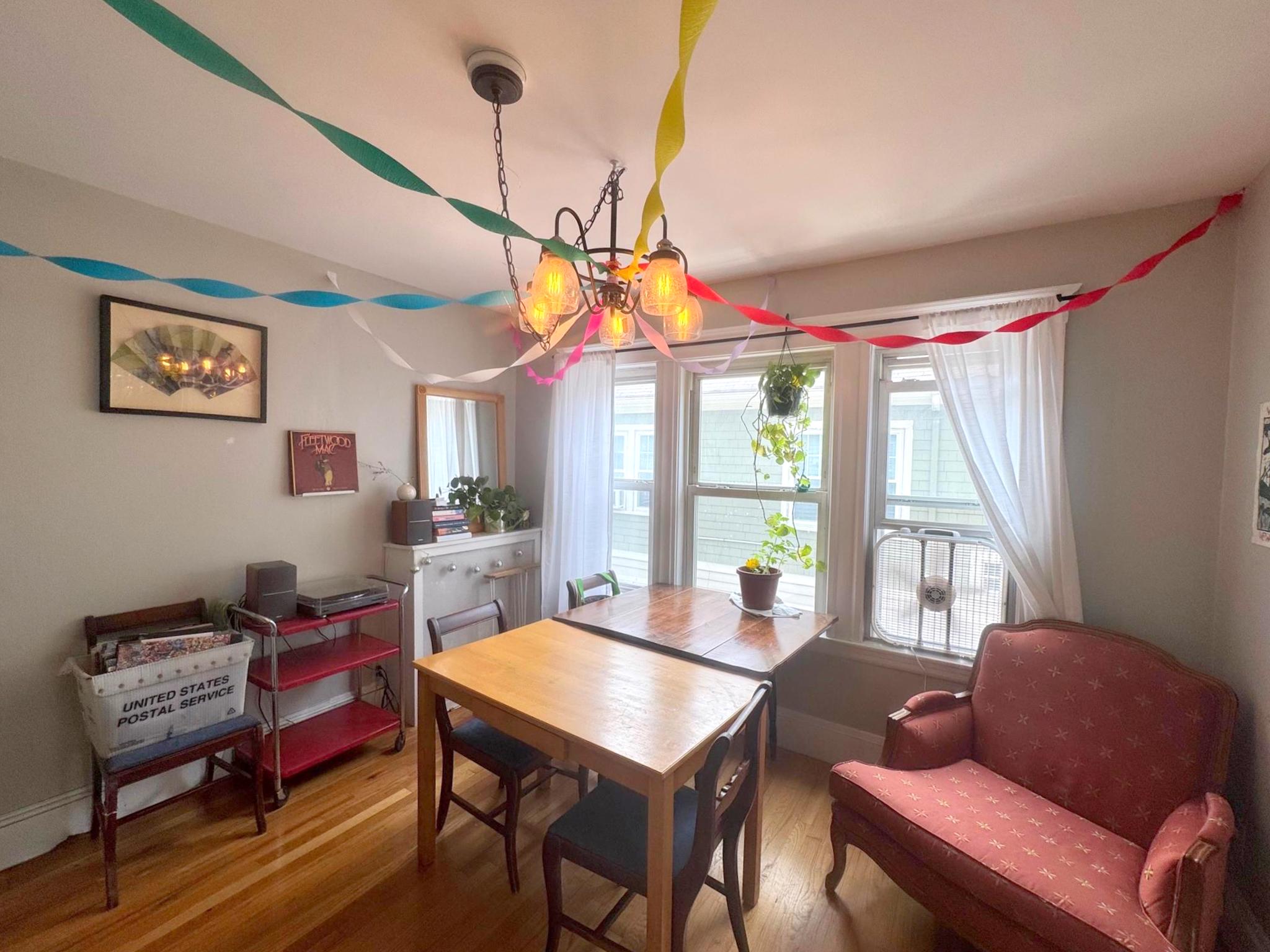 3.5 bed, 1 bath apartment for rent at 16 Corinthian Rd Unit 2, Tufts — photo 7 of 19